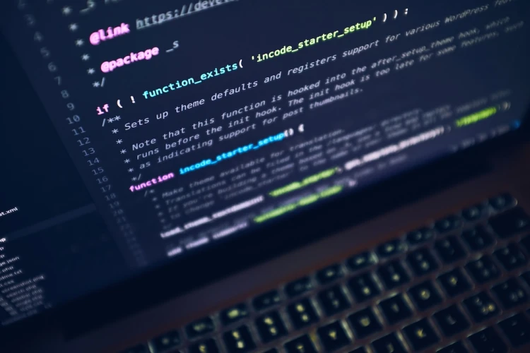 PHP kode i en editor på en bærbar